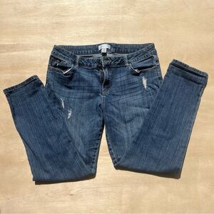 Liz Claiborne women’s size 10 blue boyfriend distressed jeans casual going out